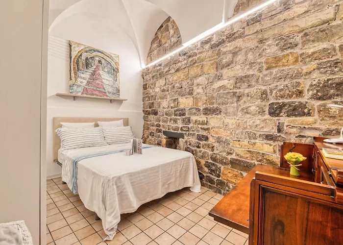 Caratteristico In Centro - Happy Apartment