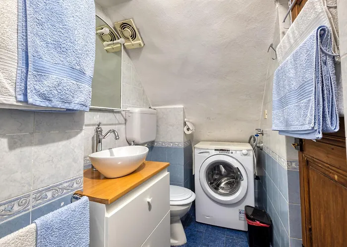 Caratteristico In Centro - Happy * 산레모